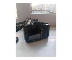 Продам цифровой фотоаппарат Canon 400D