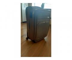 Продам вместительный чемодан - Изображение 1