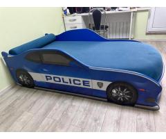 Полицейская кровать -машинка .